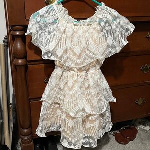 PrettyLittleThing ivory Lace over tan Dress sz 4 EX guc Spring dance